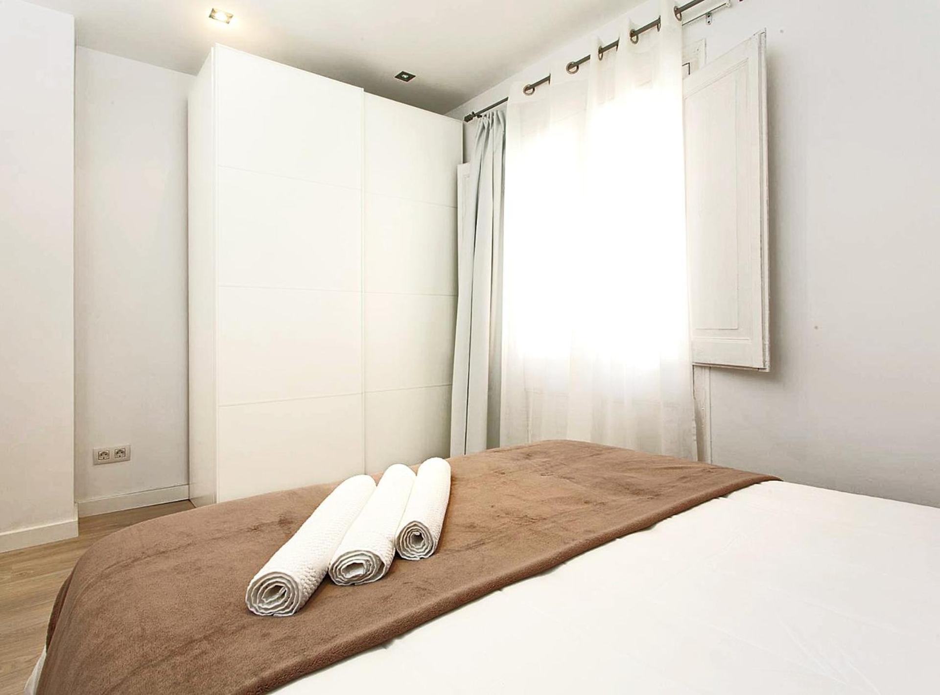 Miquel Angel - Apartment In Sants Large Community Terrace *