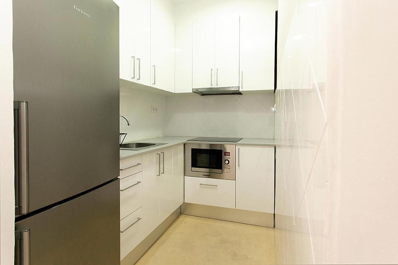 Miquel Angel - Apartment In Sants Large Community Terrace Apartament